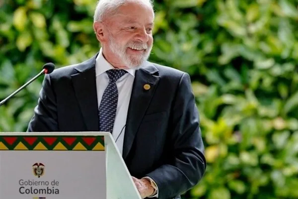Lula: Brezilya halkının hak ettiği ülkeyi inşa etmeye devam edeceğim