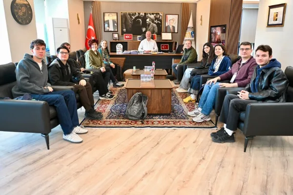 Üniversite öğrencileri Karacabey'de saha araştırması yaptı