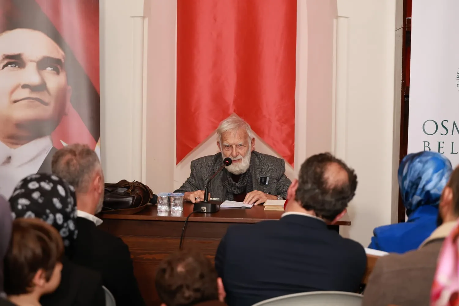 Prof. Dr. Ökten, Yahya Kemal’in fikir mirasını Osmangazi’de anlattı
