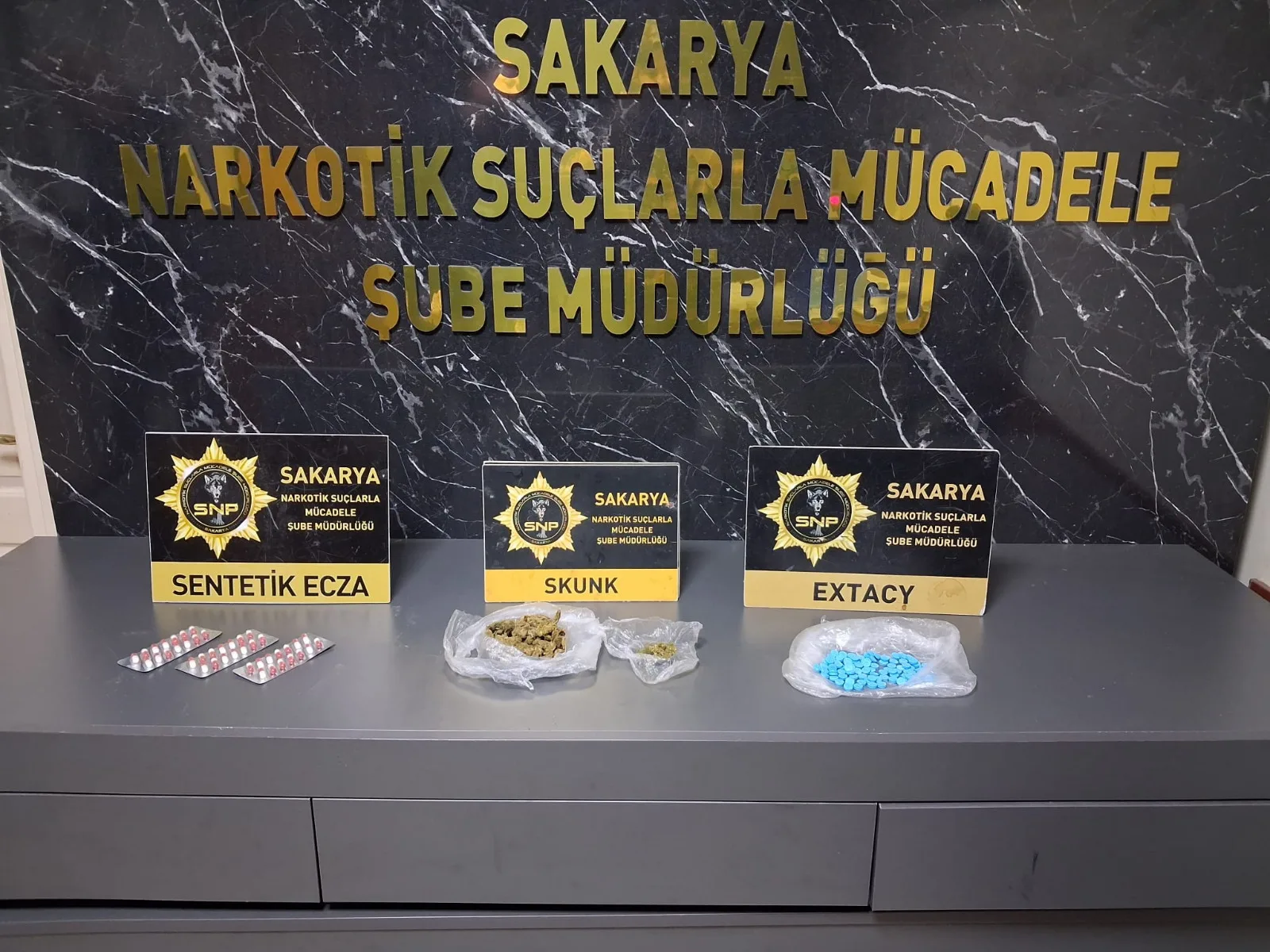 Sakarya'da uyuşturucu operasyonlarında 3 şüpheli tutuklandı