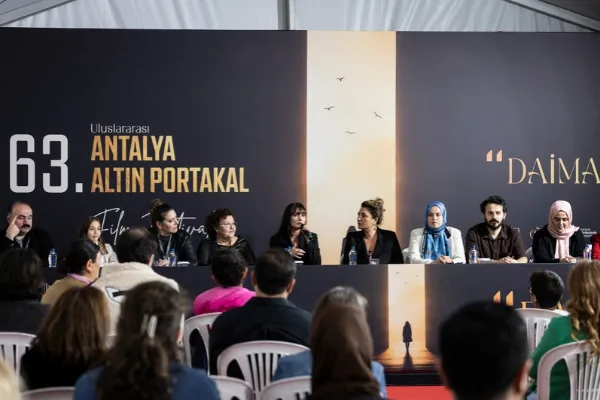 Altın Portakal'da iki film gösterimi daha yapıldı