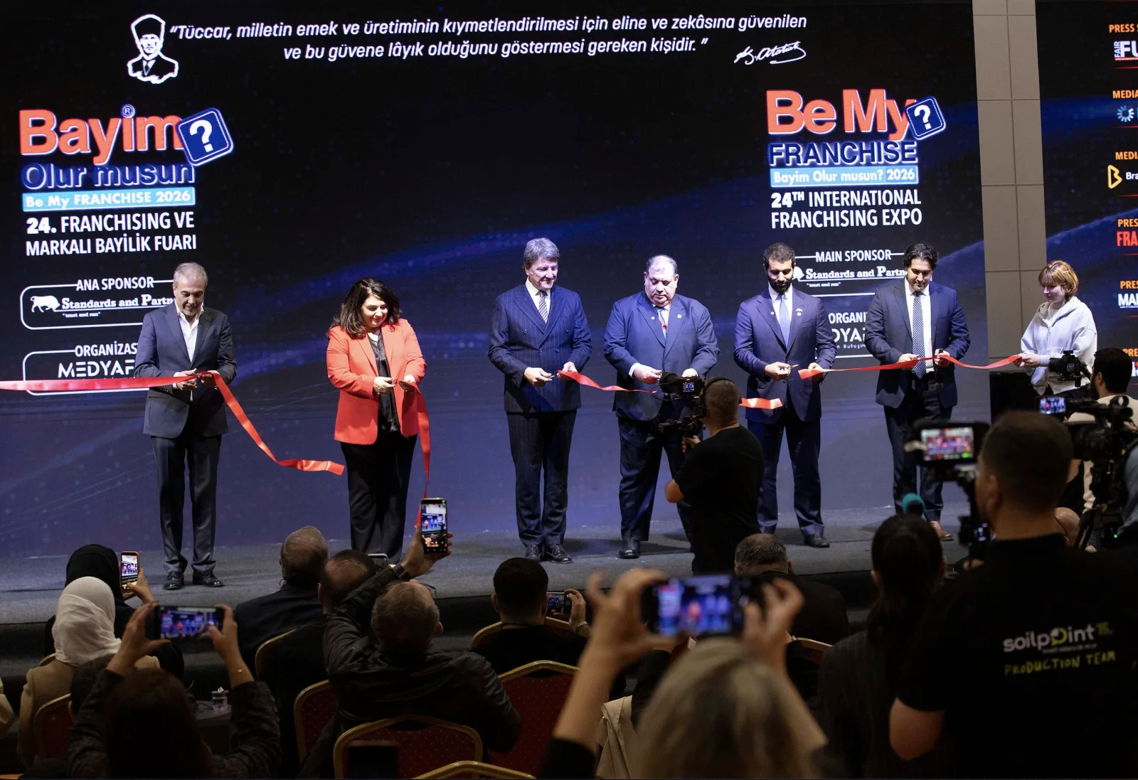 24 yıllık güven, 20 bini aşkın ziyaretçi: Bayim Olur musun? yine kazandırdı