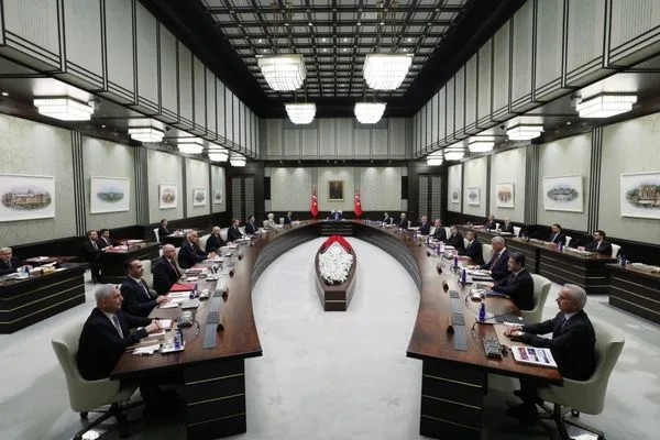 Cumhurbaşkanlığı Kabinesi Cumhurbaşkanı Erdoğan başkanlığında toplandı