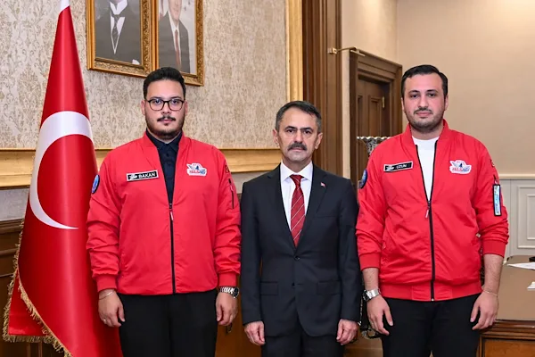 T3 Vakfı ve Deneyap Atölyesi temsilcilerinden Vali Aktaş'a ziyaret
