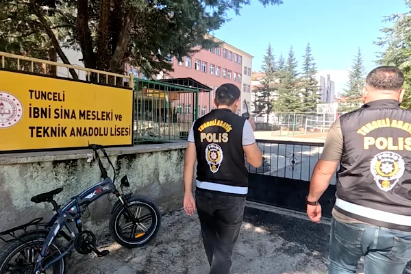 Tunceli’de okul ve yurt çevrelerinde 4 bin 242 kişi sorgulandı