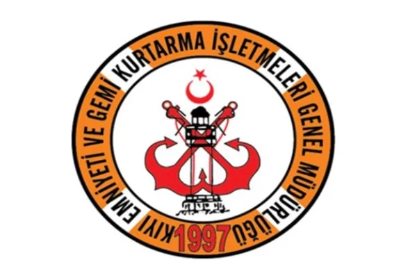 Dalaman'da sürüklenen teknedeki 4 kişi kurtarıldı