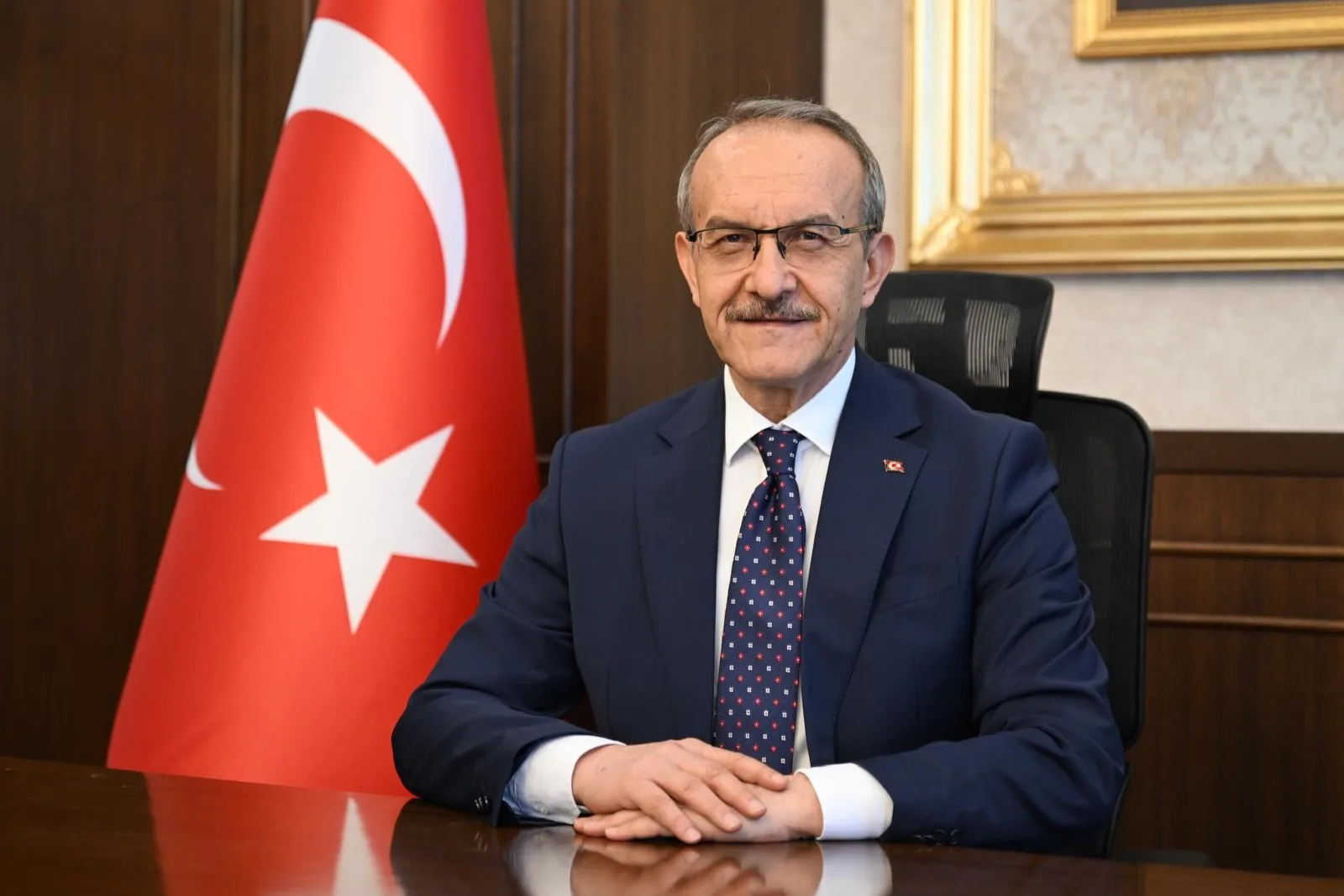 Vali Yavuz:  Cumhuriyet bağımsızlık idealinin en kıymetli eseridir